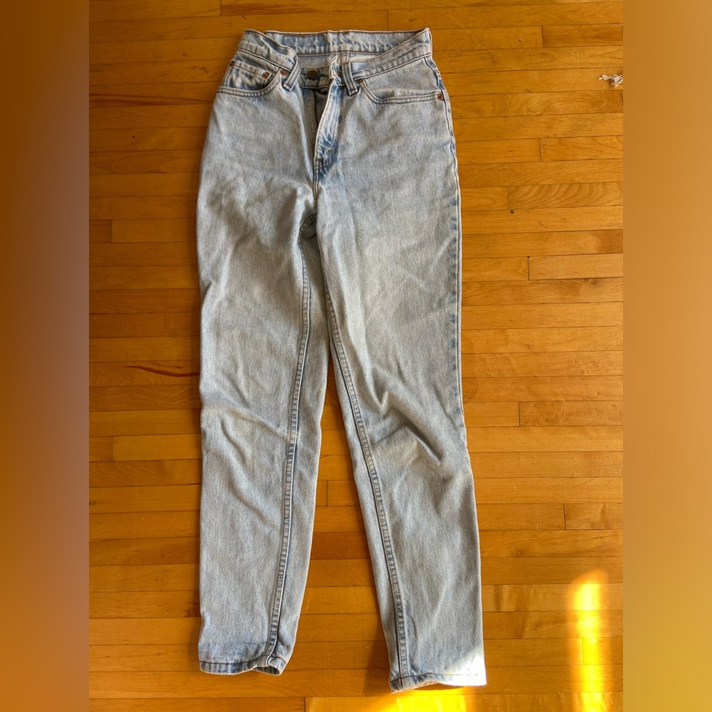 Vintage Levi 512 slim fit tapered leg